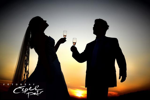 svatební párové fotografie - siluety, západ slunce
